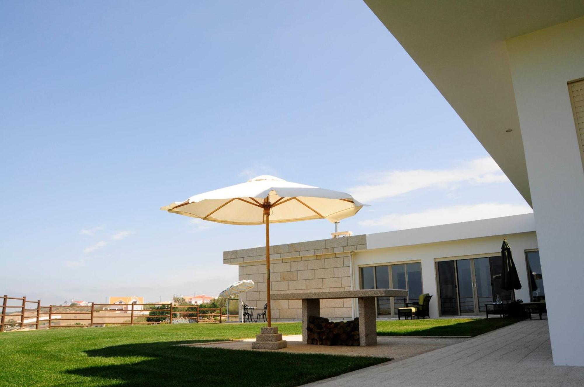 Silver Coast Vacation - Your Unique Inn Лорінян Екстер'єр фото